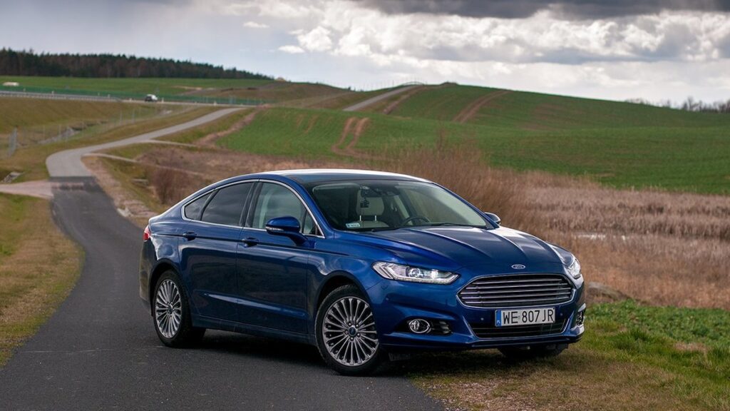 Ford Mondeo 2015 седан